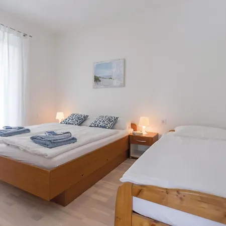 Lovely In With Kitchen * Porec