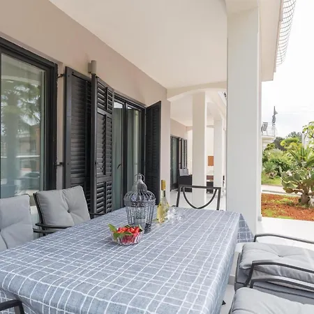 Appartement Magnifique De 3 à Poreč